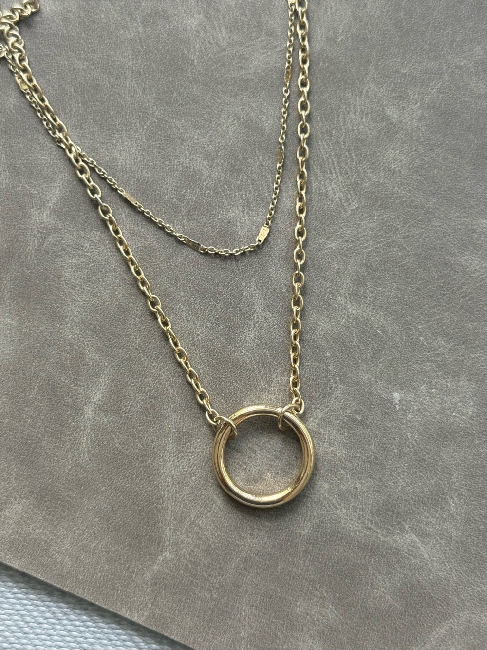 Vintage Gold tone Layered Circle Pendant Necklace - stamped P